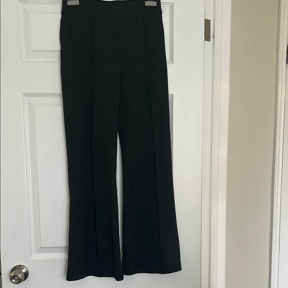 Spanx supersmoothing pants ~ size small ~ in charcoal